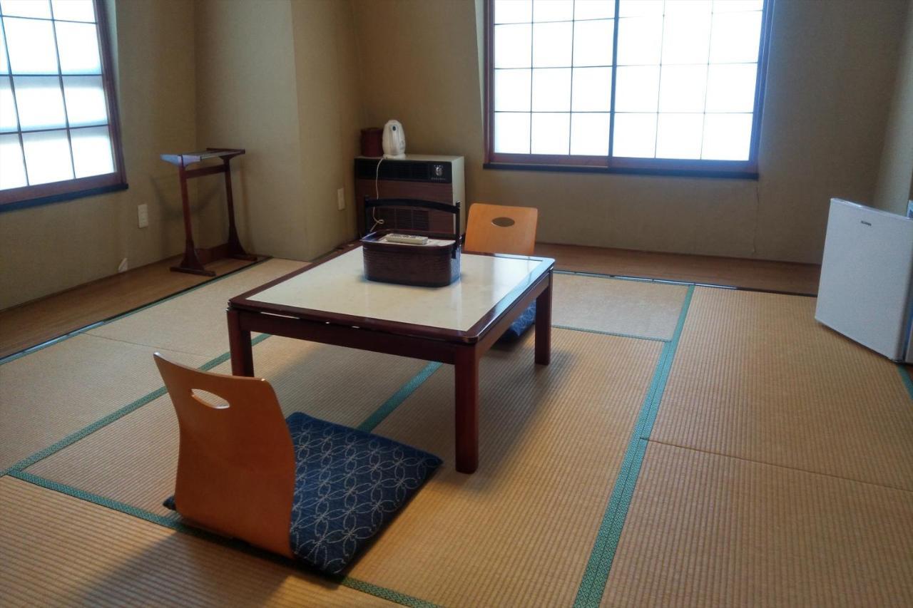 Oyo Business Hotel Azalea Gunma Kusatsu Kusatsu  Esterno foto